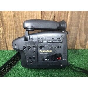 Panasonic Palmcorder PV-17 needs work or for parts